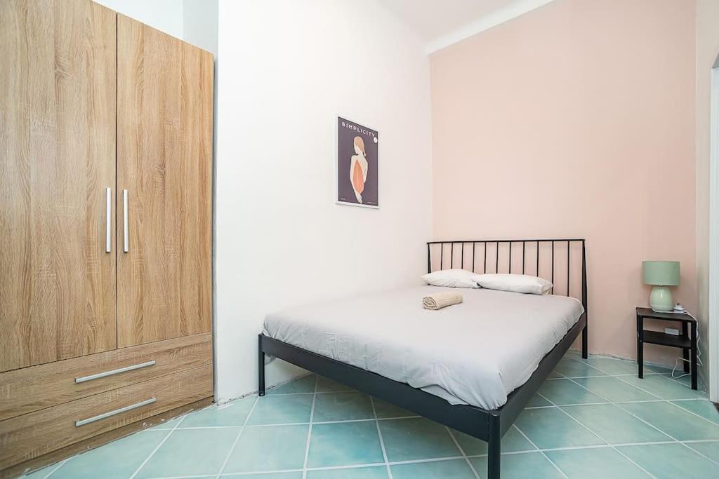 Cozy Old Town Stay - 1-Bedroom Apartment Прага Экстерьер фото